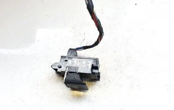 BMW 5 GT F07 Hand parking brake switch ef682251901