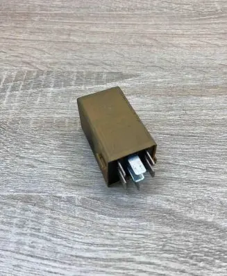BMW 5 E60 E61 Other relay 8384505