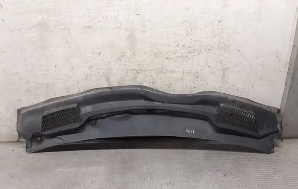 Mercedes-Benz Vito Viano W447 Wiper trim A4478301801 A4478842274