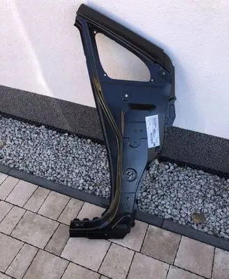 Toyota Verso (B) Pillar trim (exterior) 611310F020