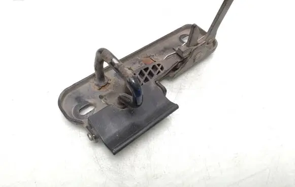 Volkswagen Golf V Engine bonnet/hood lock/latch loop/hook 1k0823480