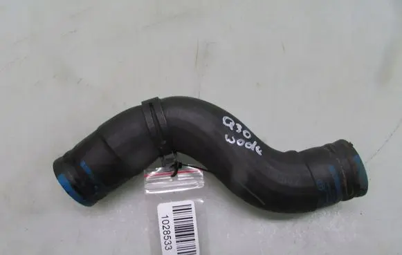 Infiniti Q30 Engine coolant pipe/hose A6512031732