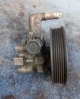 Hyundai Santa Fe Power steering pump