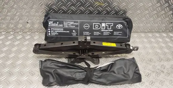 Toyota RAV 4 (XA40) Lift Jack 
