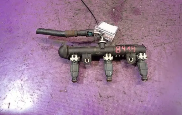 Opel Corsa C Fuel main line pipe