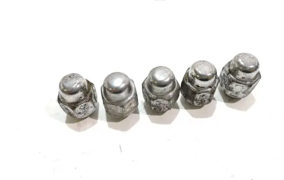 Hyundai Sonata Nuts/bolts 