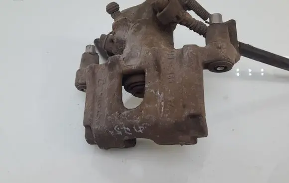 Toyota Yaris Rear brake caliper