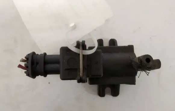 Opel Zafira A Vacuum valve 72244800