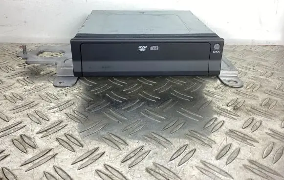 Navigation unit CD/DVD player
