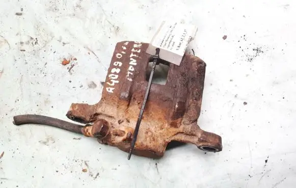 Opel Monterey Rear brake caliper