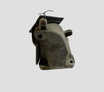 BMW X3 E83 Engine mounting bracket 3451668 ENAC46000 13807410