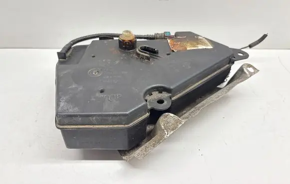 Peugeot 3008 I FAP fluid tank 967198128002 19162087102