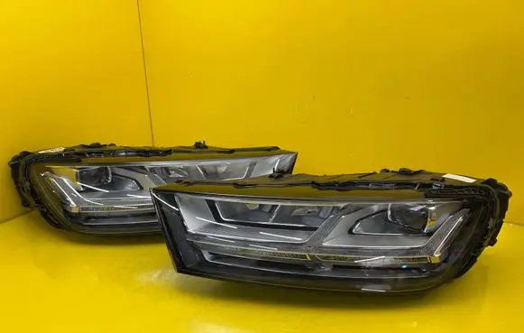 Audi Q7 4M Headlight/headlamp 4M09410344M0941033