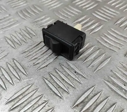 Fog light switch