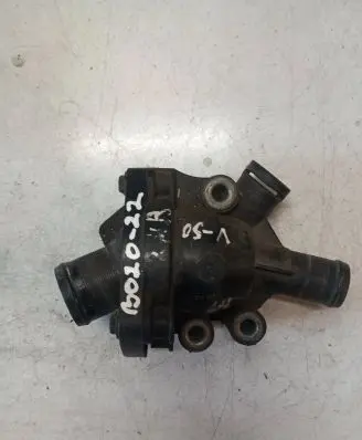 Thermostat/thermostat housing