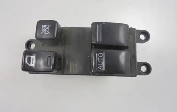 Nissan Almera Tino Electric window control switch