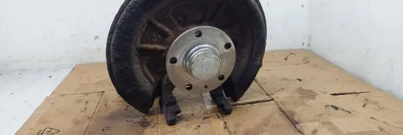 Skoda Octavia Mk2 (1Z) Rear wheel hub spindle/knuckle 