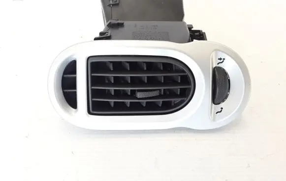 Renault Modus Dashboard side air vent grill/cover trim 7701066558