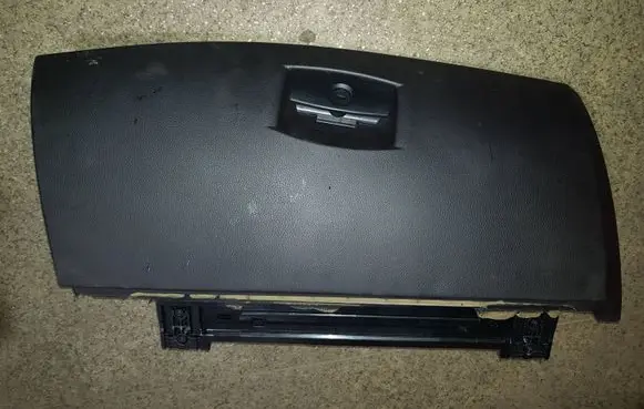 BMW 5 E60 E61 Glove box set 51167034079