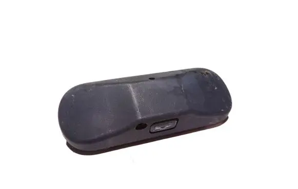 Windshield washer spray nozzle