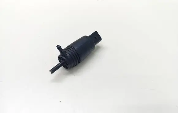 BMW 5 E60 E61 Windscreen/windshield washer pump 8377612 57128377612 23557610