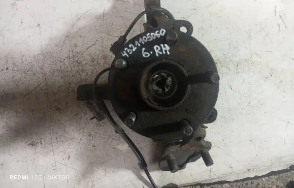 Toyota Avensis T250 Front wheel hub spindle knuckle 4321105060