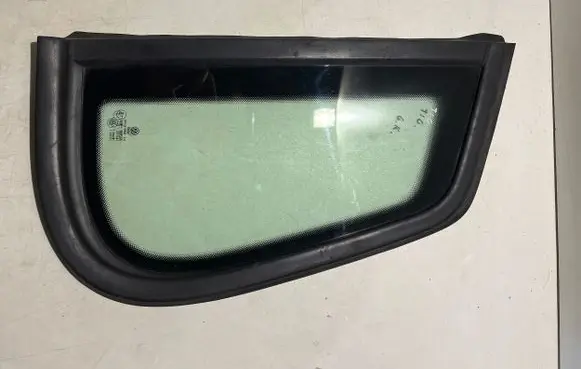 Volkswagen Tiguan Rear side window 5N08450415AP 5N0845041