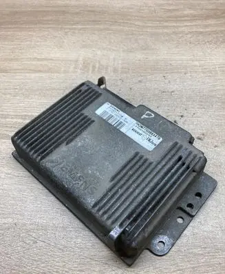 Renault Laguna I Engine control unit/module ECU 7700863478 S113717108B