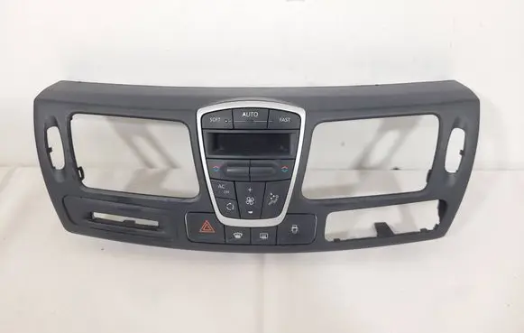 Renault Laguna III Climate control unit 275100002R A02000A8400001