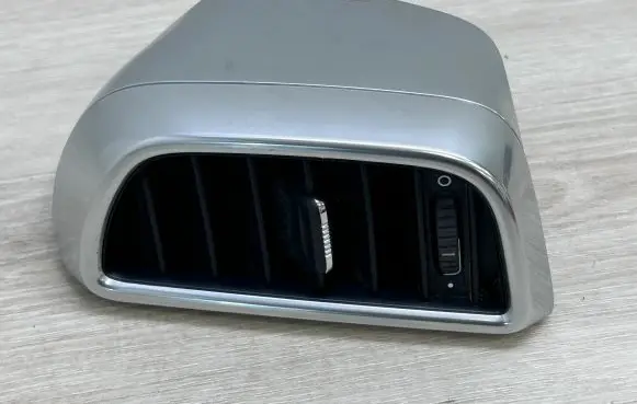 Porsche Cayenne (92A) Rear air vent grill 7P5819204 4598004001