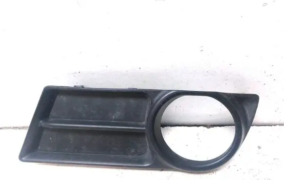 Toyota Corolla Verso AR10 Front bumper lower grill 521280F020