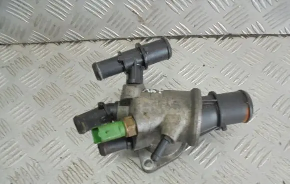 Alfa Romeo 147 Thermostat housing 