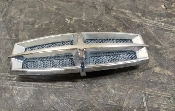 Lincoln MKS Fender model badge letters 8A5316178AB