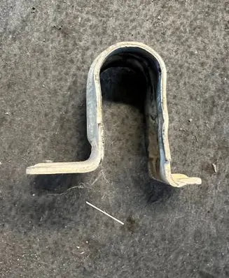 Renault Clio III Sway bar bush bracket, front 