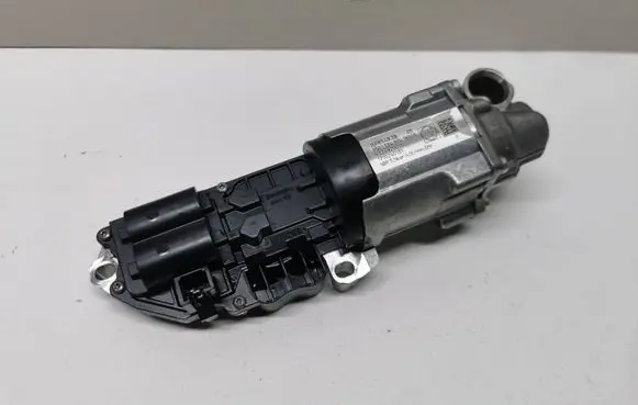 BMW 5 G30 G31 G38 Oil pump 9324920011 IEP854920 0501334165