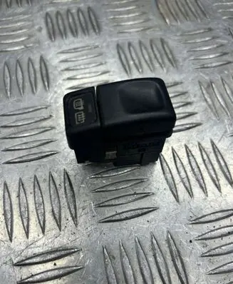 Volvo 850 Mirror heating switch 9128263