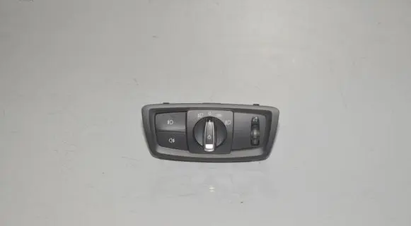 BMW X1 F48 F49 Light switch 6847524 61316847524 9393609
