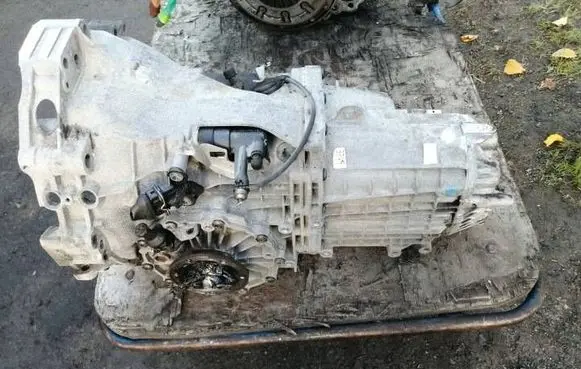 Volkswagen PASSAT B5.5 Manual 5 speed gearbox EMV