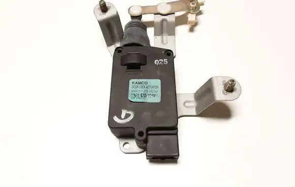 Hyundai Santa Fe Central locking motor F00S4A2597 9575026000