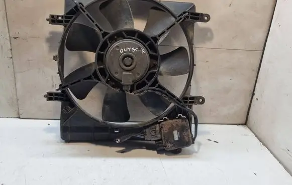 Subaru Outback Electric radiator cooling fan 4993003200
