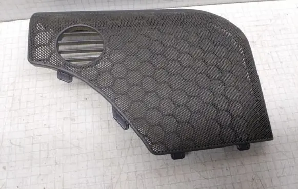 Audi 100 S4 C4 Front door speaker cover trim 4A0035420