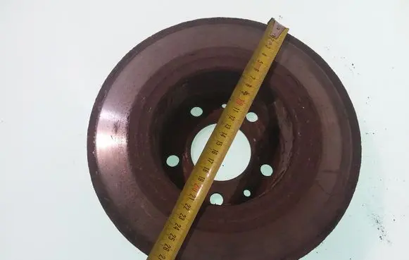 Iveco Daily 30.8 - 9 Rear brake disc