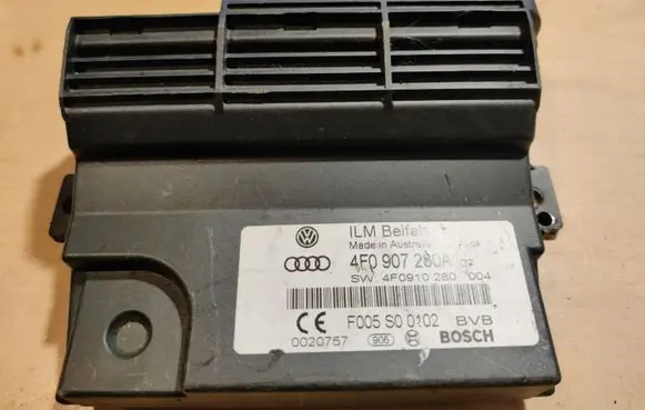 Audi A6 S6 C6 4F Power management control unit 4F0907280A