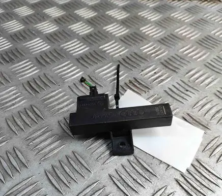 Audi A6 S6 C7 4G Keyless system antenna 8K0907247