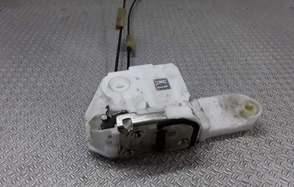 Mitsubishi ASX Front door lock
