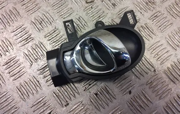 Nissan Juke I F15 Rear door interior handle 80670BA61A