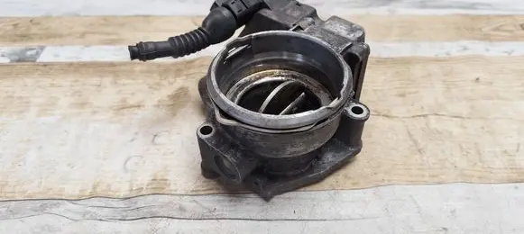Skoda Superb B5 (3U) Throttle valve A2C53099815