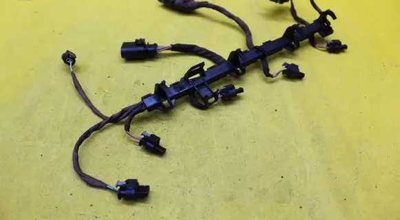 Audi A6 C7 Fuel injector wires 06L971824H