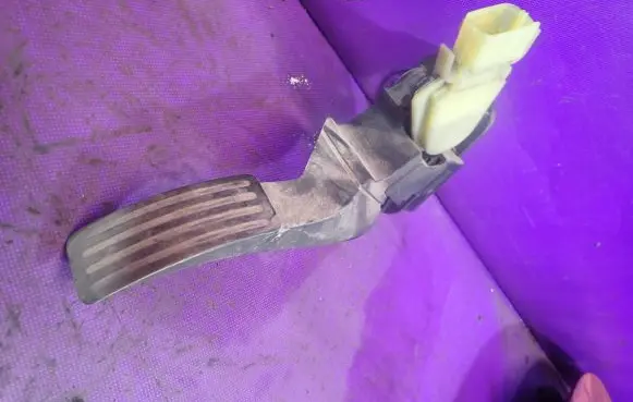 Ford Transit - Tourneo Connect Accelerator throttle pedal 1C119F836AB