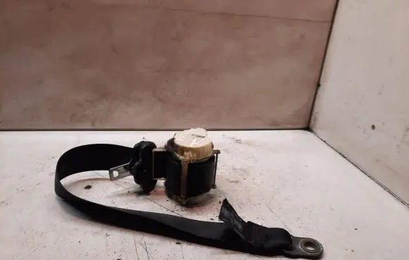 Ford Focus Front seatbelt 4M51A61295AK CXP4A 040673